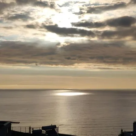 The View Апартамент