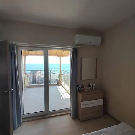 The View Apartment *